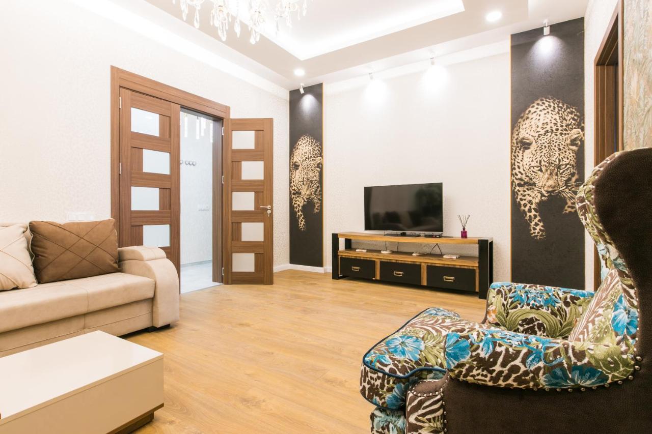 Sweet Home 6 Vip At Rustaveli Avenue Tbilisi Luaran gambar