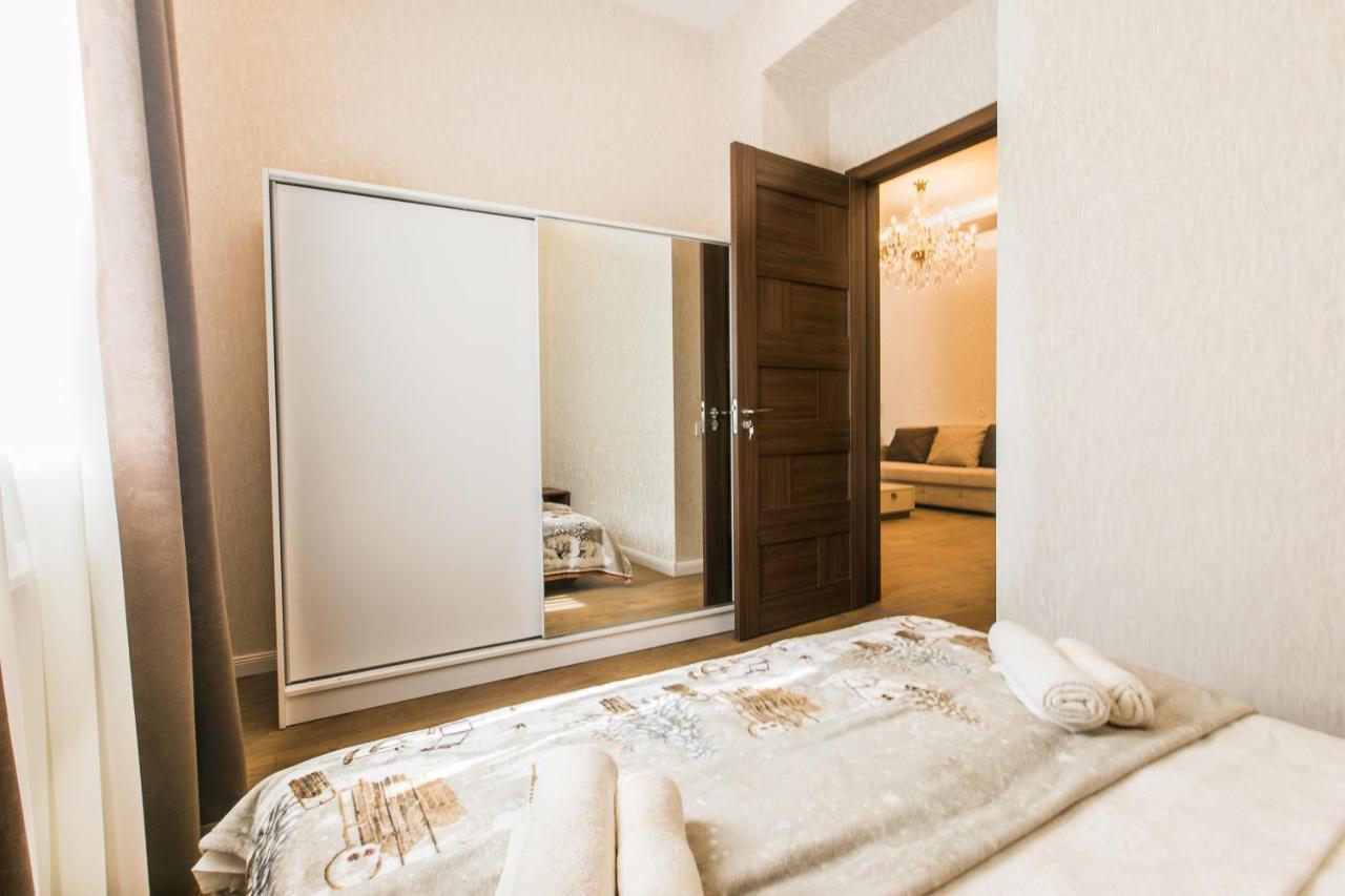 Sweet Home 6 Vip At Rustaveli Avenue Tbilisi Luaran gambar